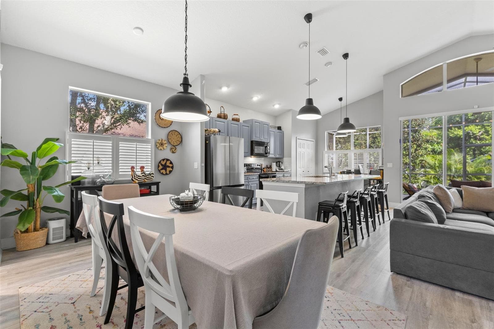 Single Family Residence at 1527 RIVER CT, TARPON SPRINGS, photo 8 of 43