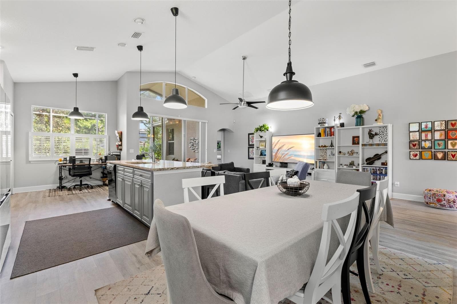 Single Family Residence at 1527 RIVER CT, TARPON SPRINGS, photo 9 of 43