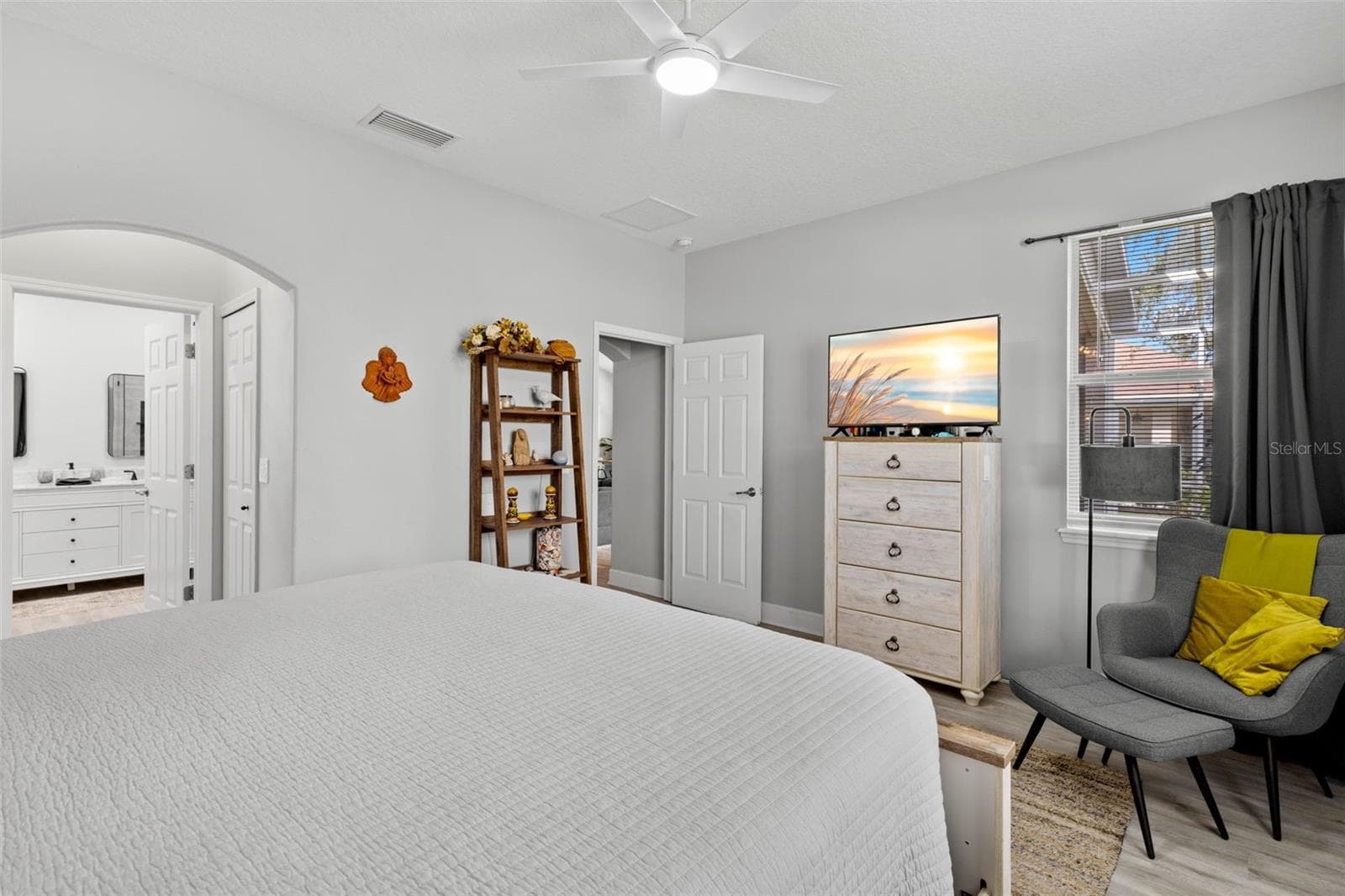 Single Family Residence at 1527 RIVER CT, TARPON SPRINGS, photo 25 of 43