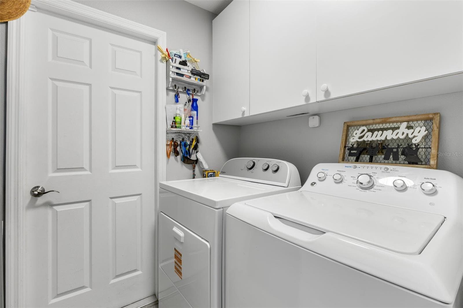 Single Family Residence at 1527 RIVER CT, TARPON SPRINGS, photo 32 of 43