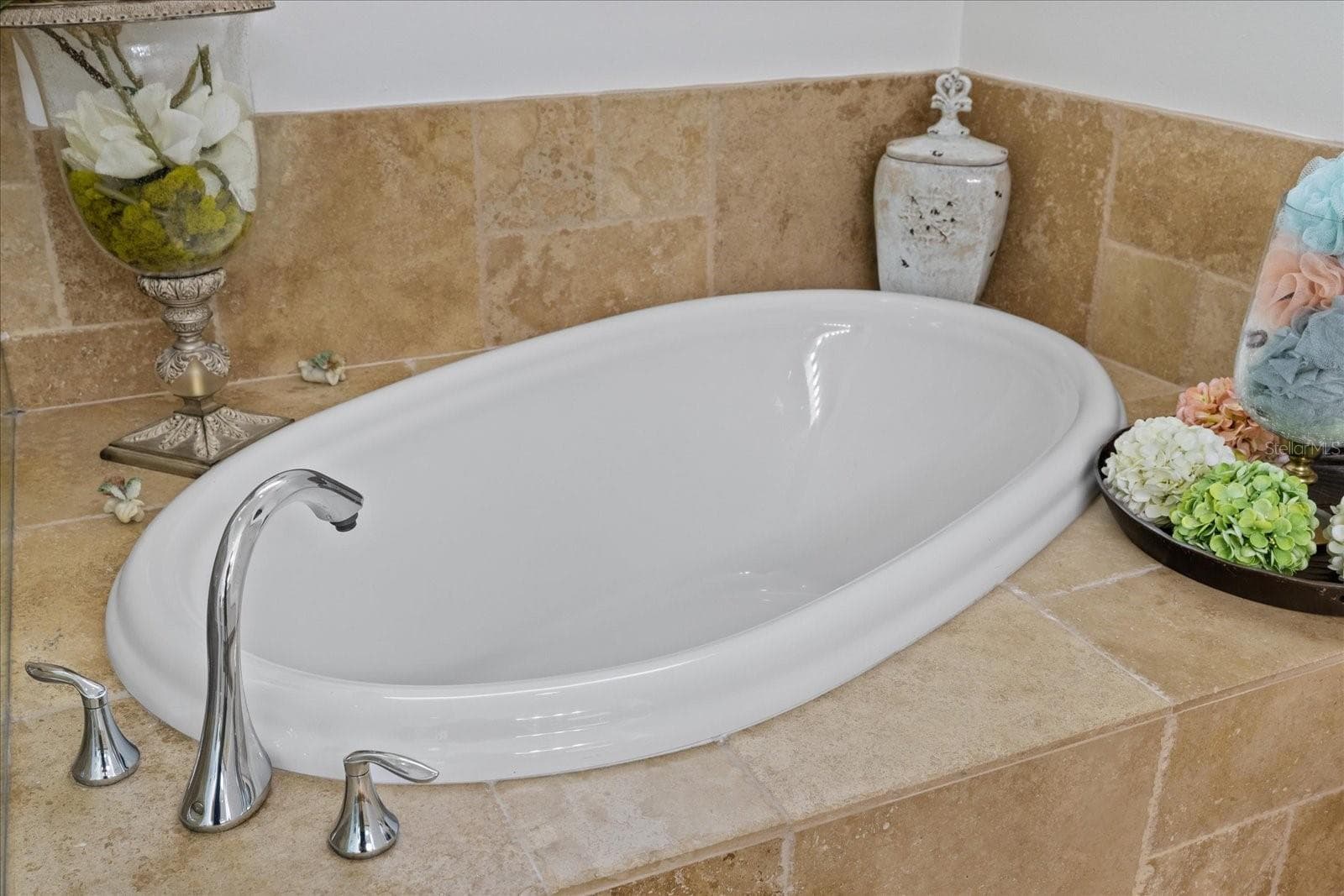 Primary Bath - 2712 W GRAY ST, TAMPA