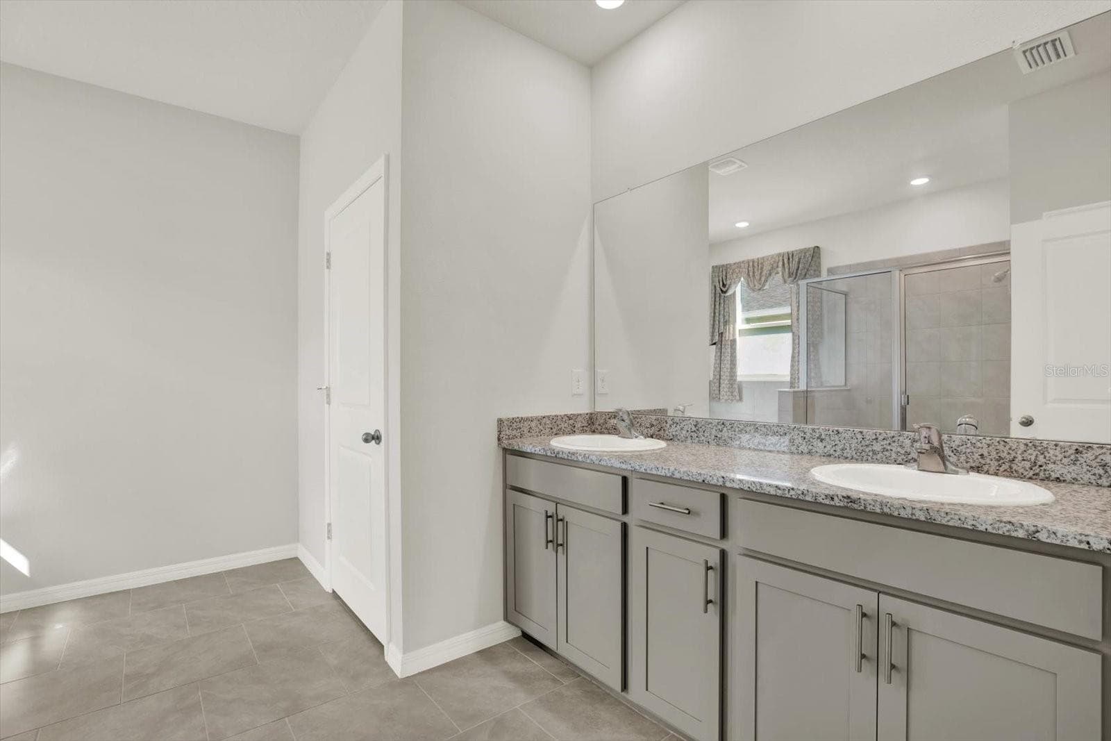 Primary Bathroom - 10966 DELTA HUFF CT, SAN ANTONIO