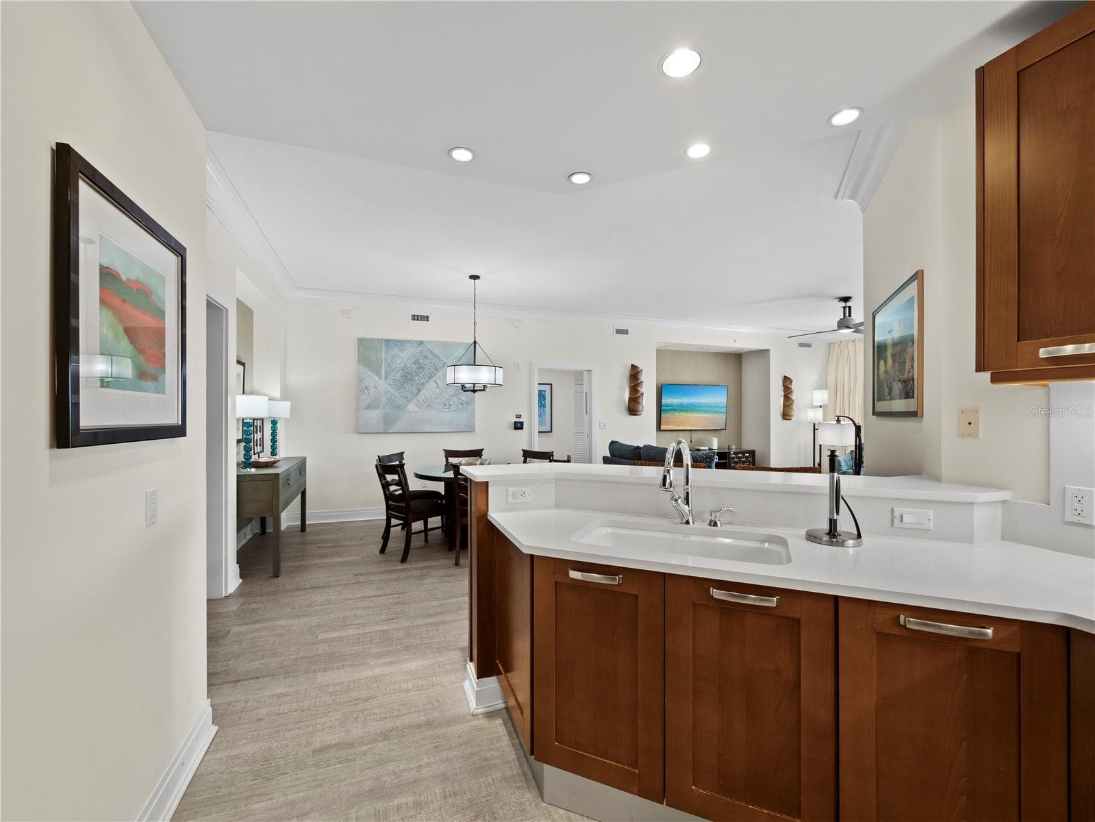 Condo - Hotel at 915 SEASIDE DR #310, SARASOTA, photo 18 of 88