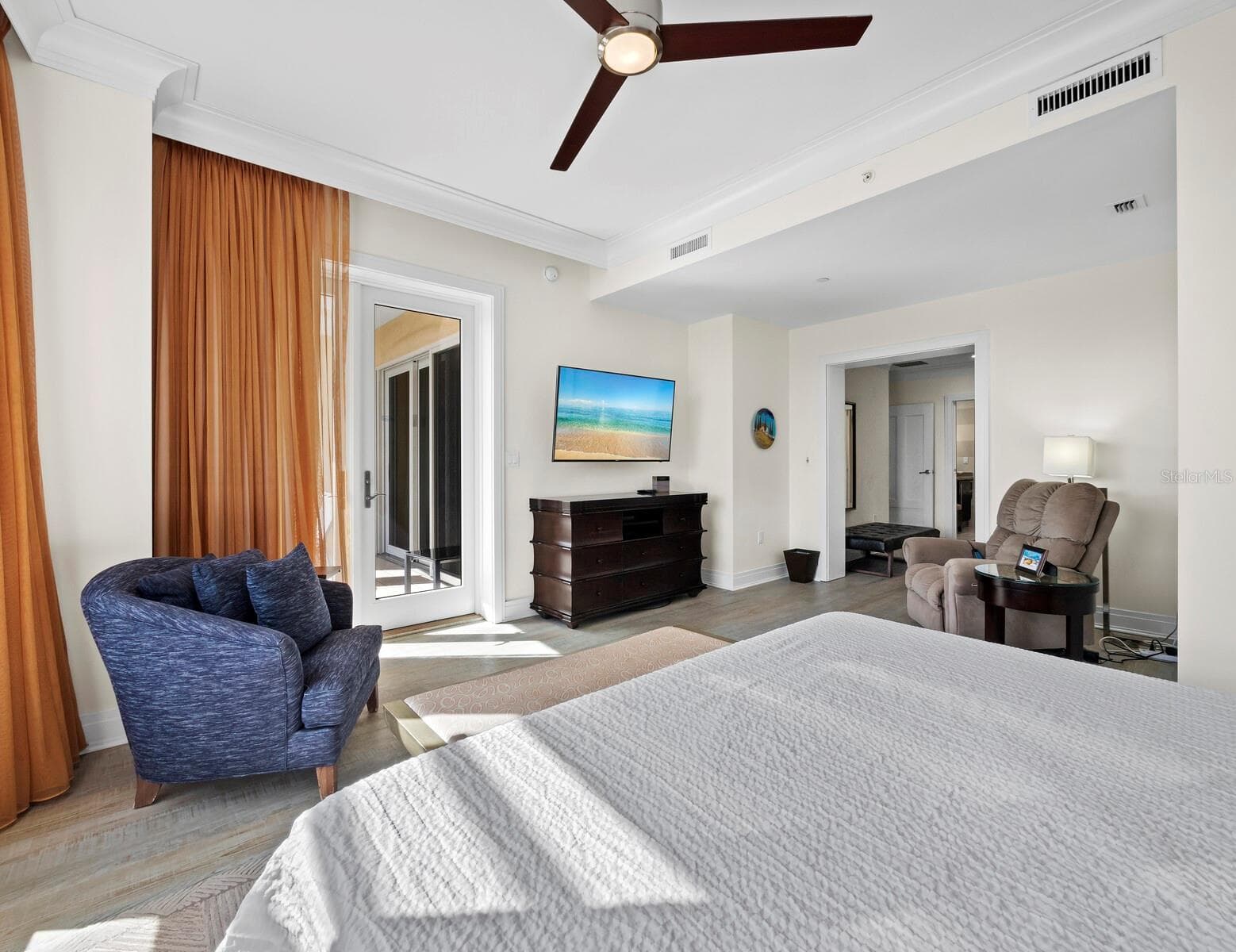 Condo - Hotel at 915 SEASIDE DR #310, SARASOTA, photo 36 of 88
