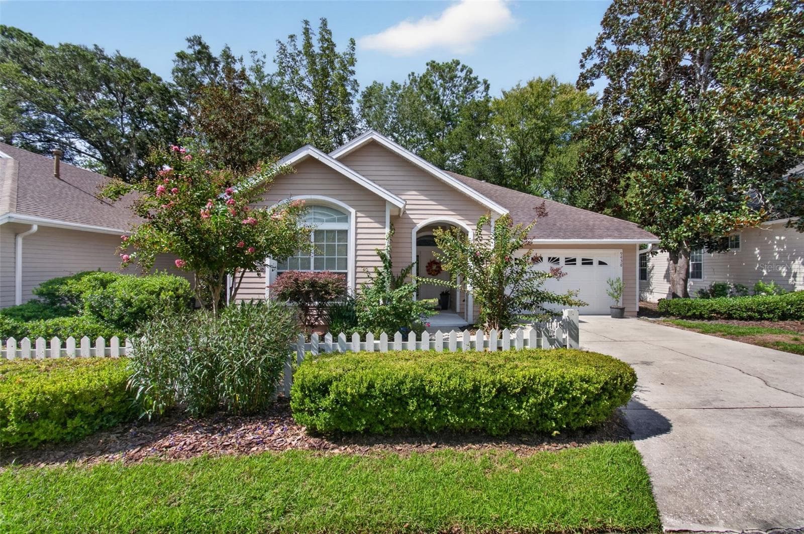 9438 SW 39TH AVE