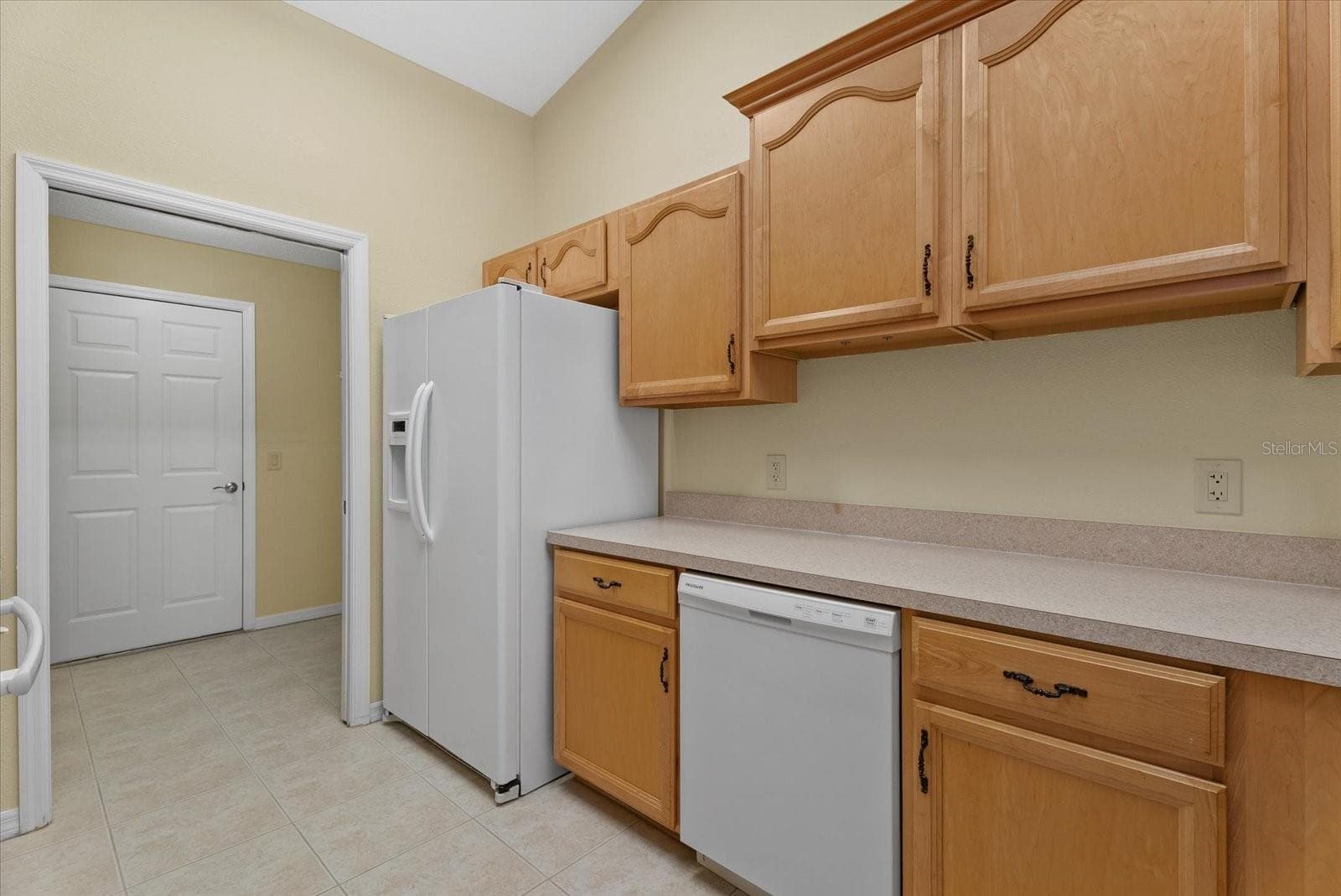 Single Family Residence at 3664 MADAGASCAR AVE, NORTH PORT, photo 5 of 26