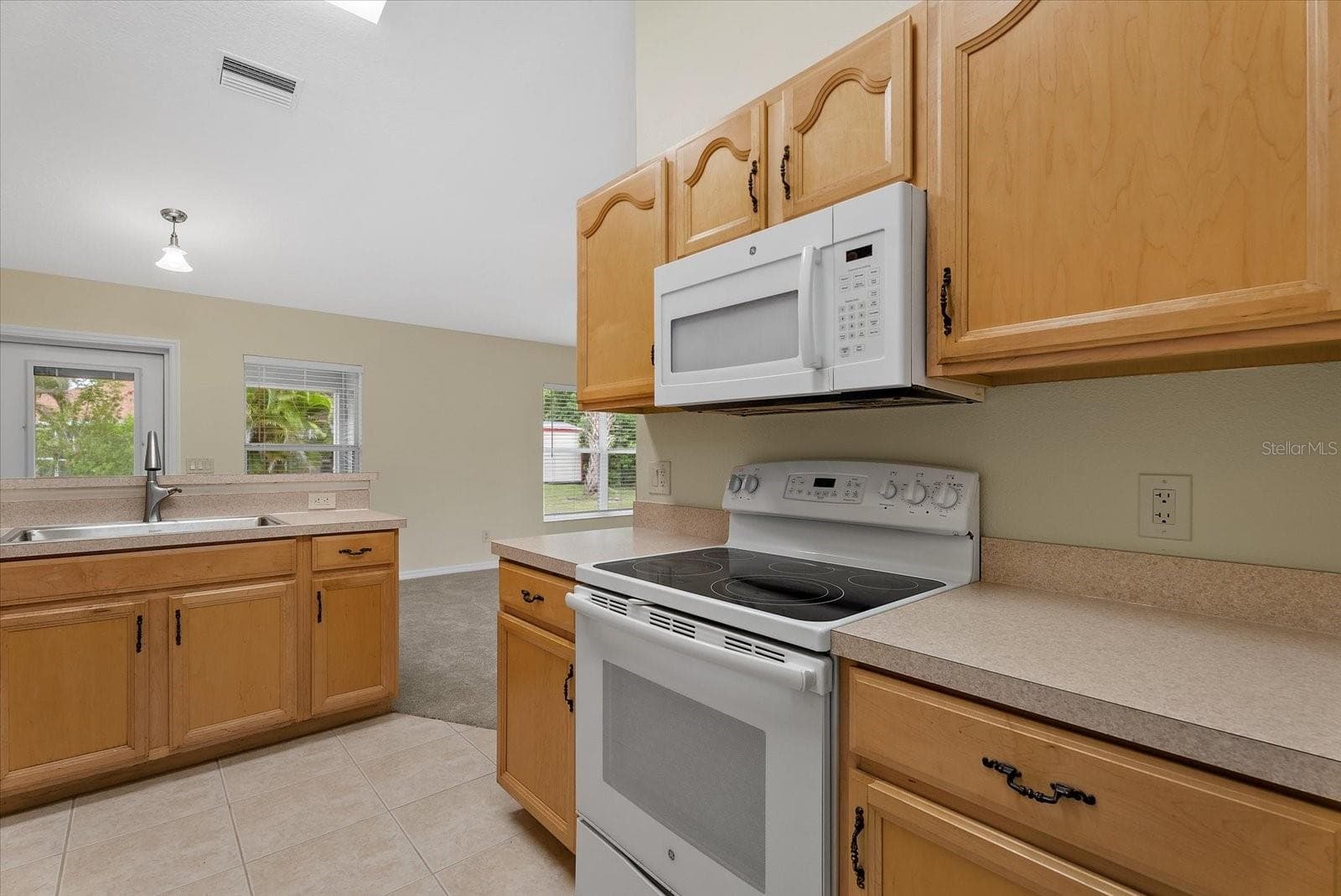 Single Family Residence at 3664 MADAGASCAR AVE, NORTH PORT, photo 7 of 26