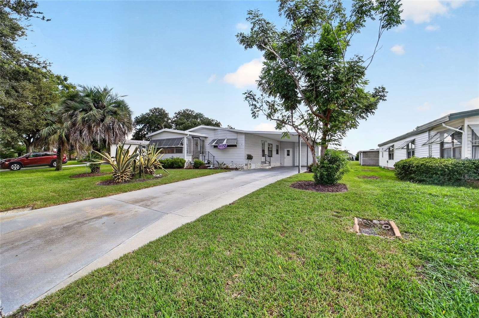 Manufactured Home at 920 SILVER OAK AVE, THE VILLAGES, photo 27 of 30