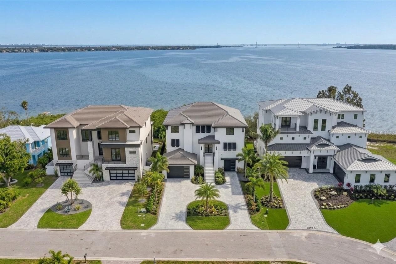 Virtual Example of Developed Land - 3825 SHORE BLVD, OLDSMAR