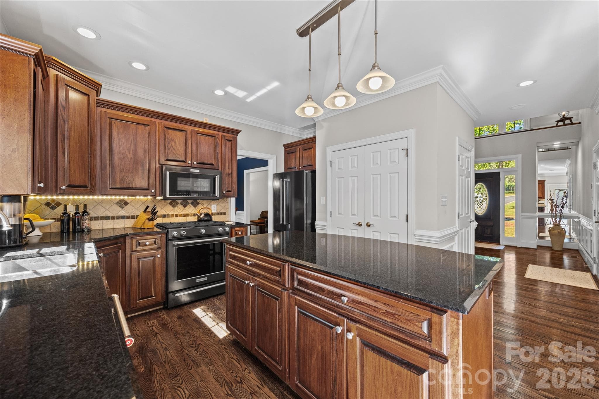 Single Family Residence at 2963 Eppington South Drive, Fort Mill, photo 8 of 48