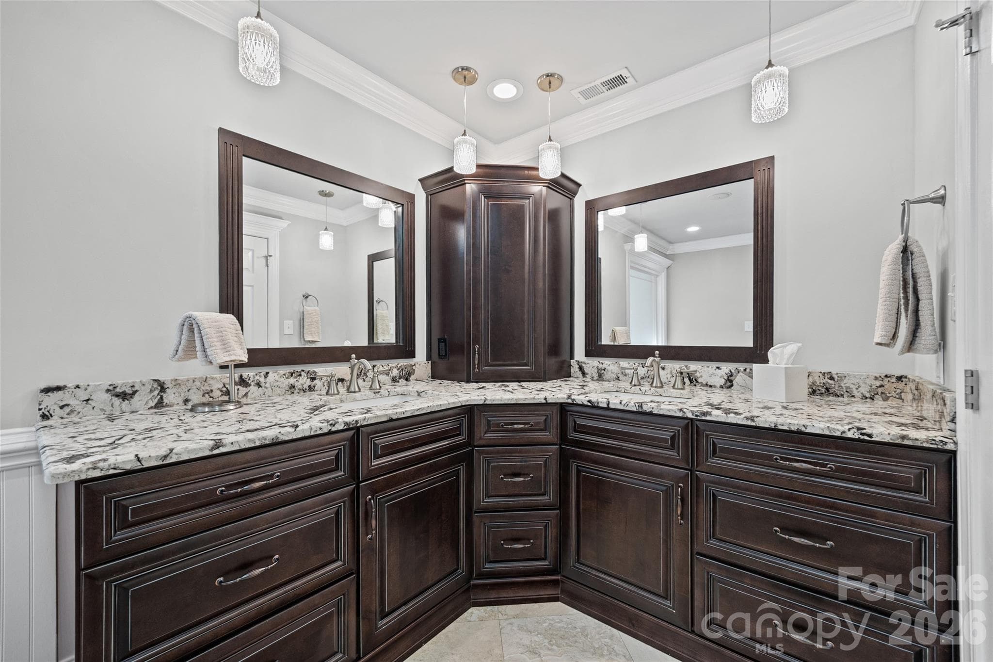 Single Family Residence at 2963 Eppington South Drive, Fort Mill, photo 17 of 48