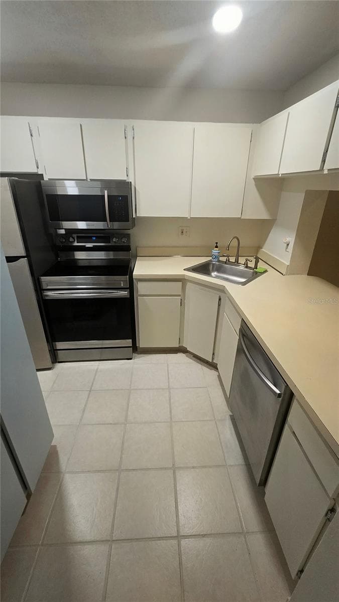 Condominium at 1236 PINE RIDGE CIR W #G3, TARPON SPRINGS, photo 5 of 12