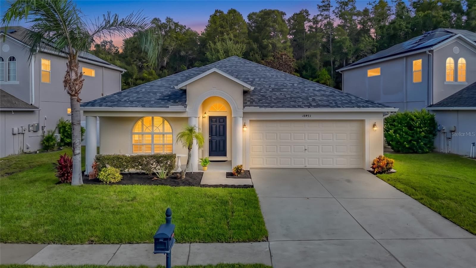 Single Family Residence at 18453 CYPRESS BAY PKWY, LAND O LAKES, photo 6 of 54