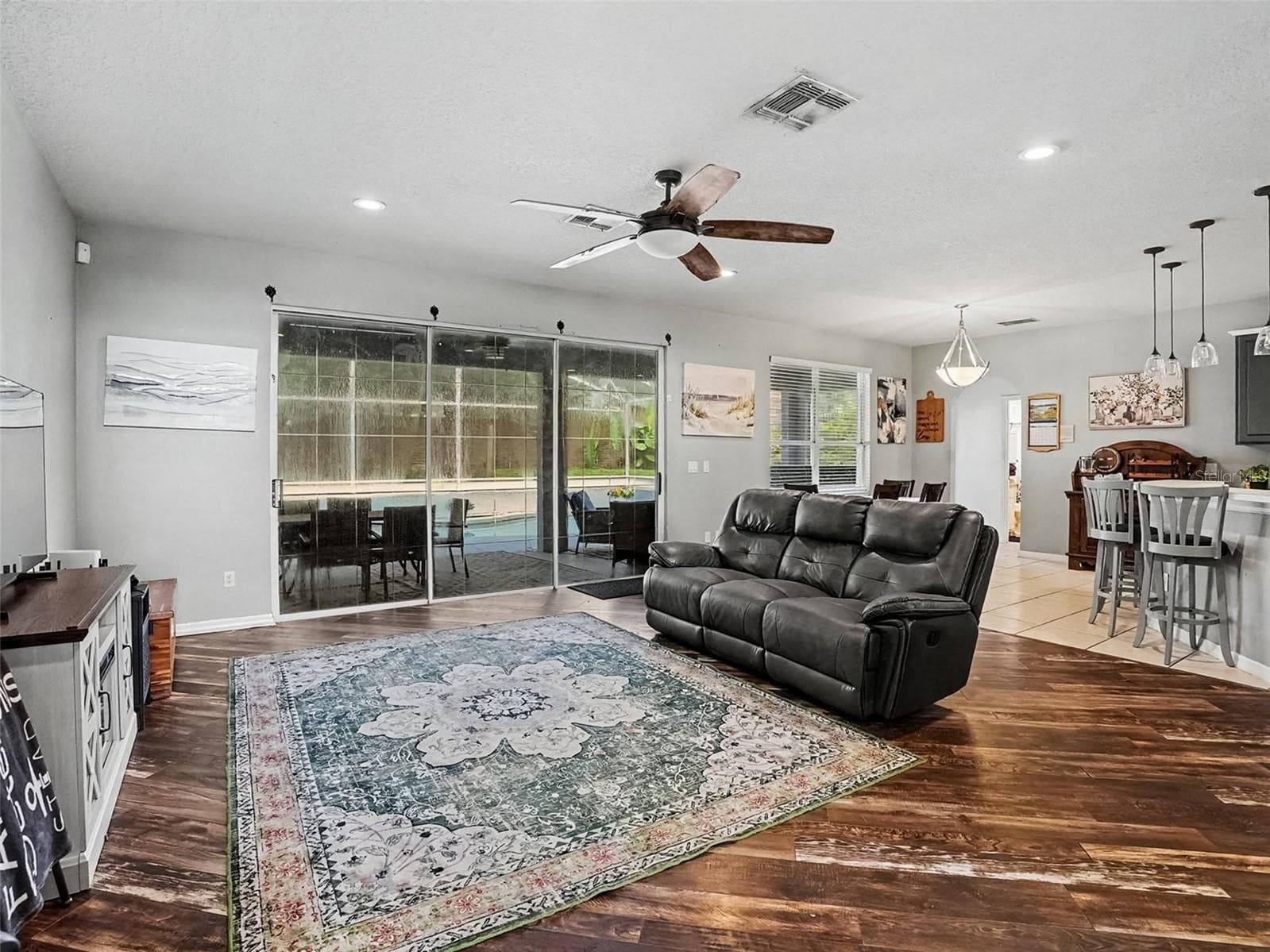 Single Family Residence at 2102 GREEN ASH CT, WINTER GARDEN, photo 11 of 63