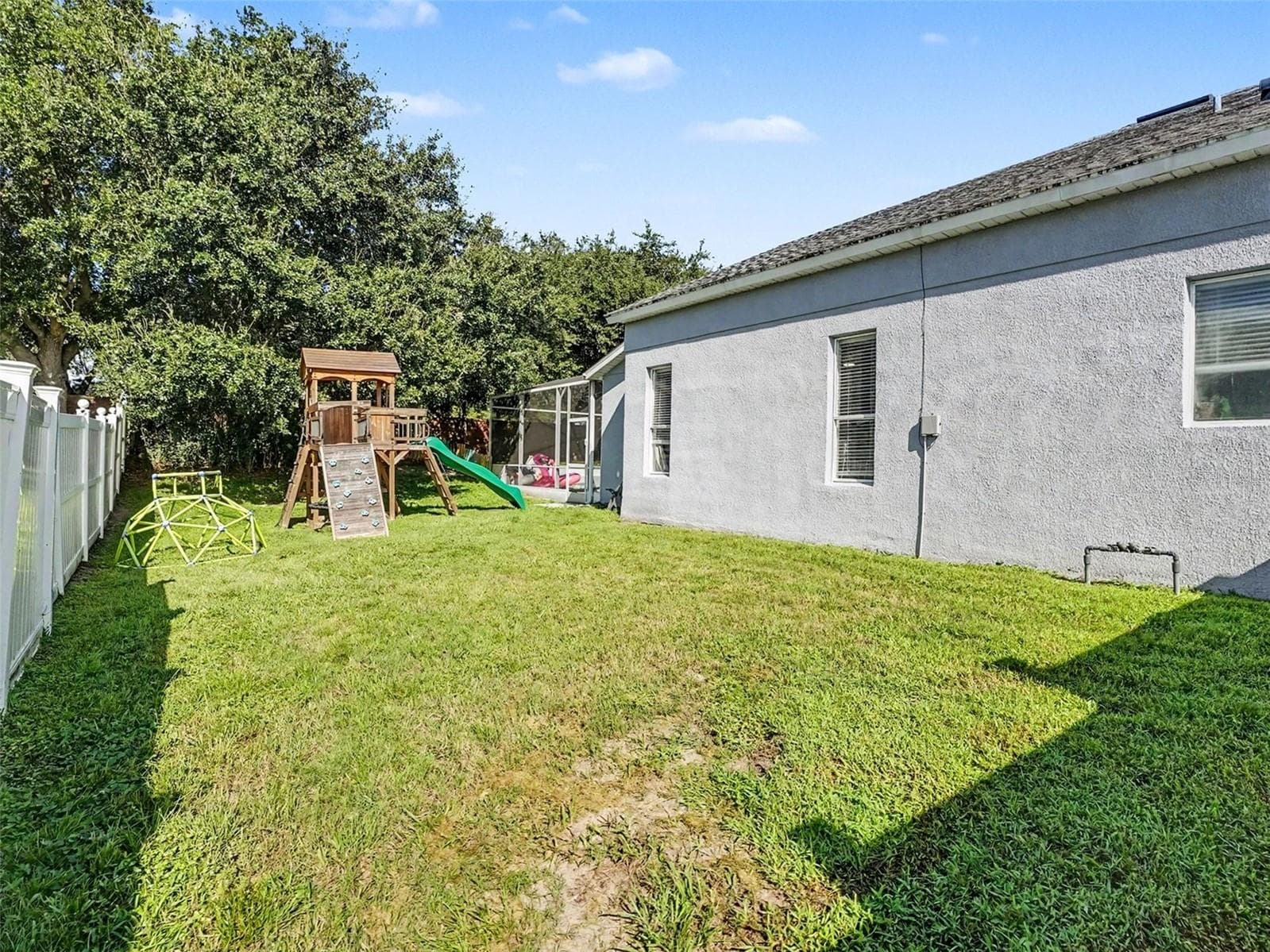 Single Family Residence at 2102 GREEN ASH CT, WINTER GARDEN, photo 50 of 63