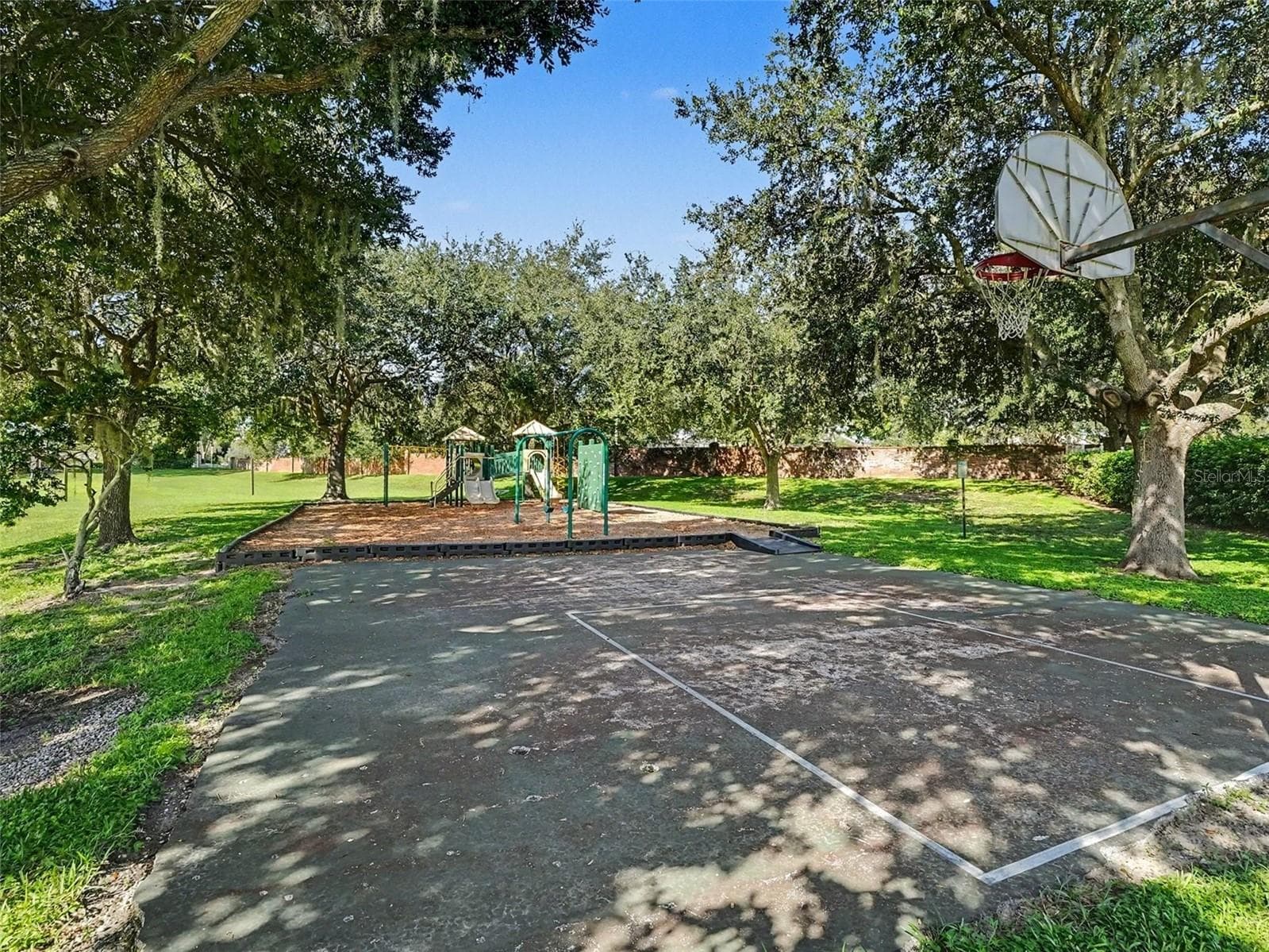 Playground right next door - 2102 GREEN ASH CT, WINTER GARDEN