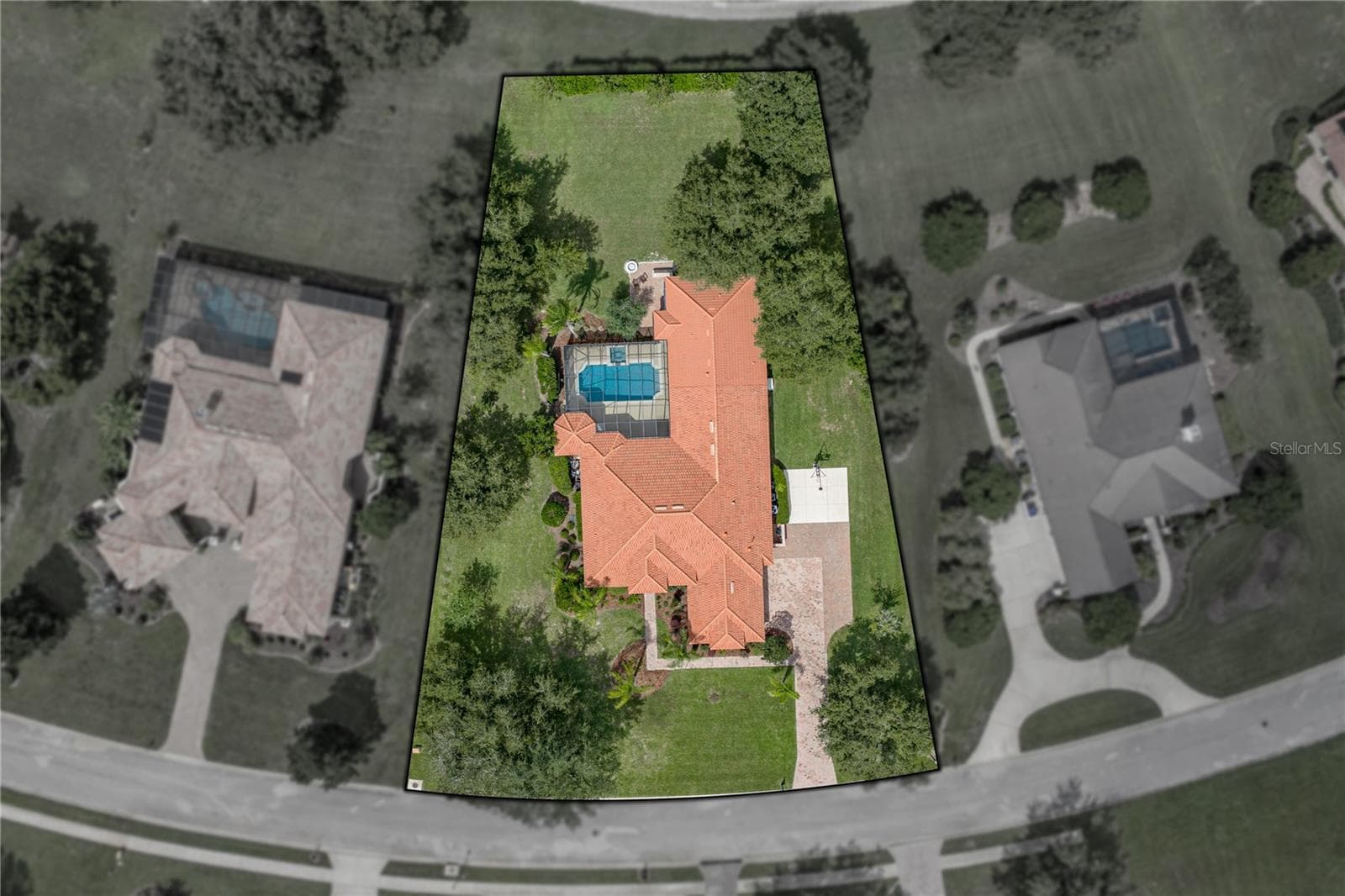 Single Family Residence at 13353 CARNOUSTIE CIR, DADE CITY, photo 3 of 93