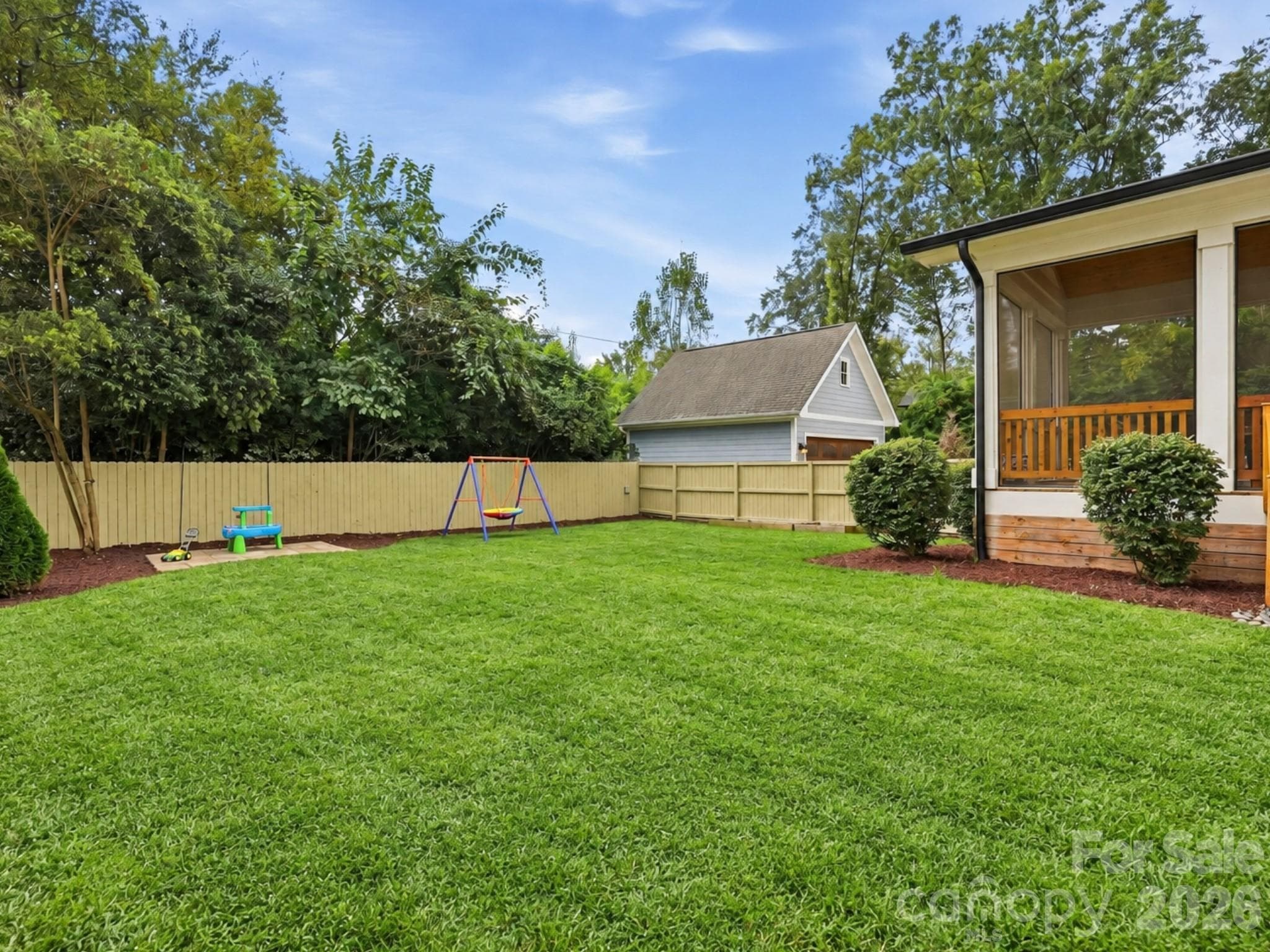 Single Family Residence at 2818 Florida Avenue, Charlotte, photo 39 of 43