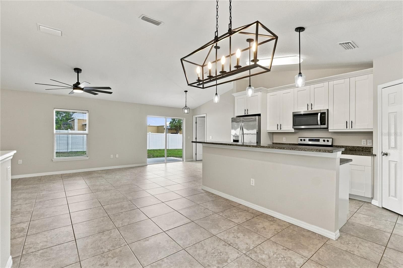 Single Family Residence at 1324 AUBURN ST, LAKELAND, photo 5 of 33