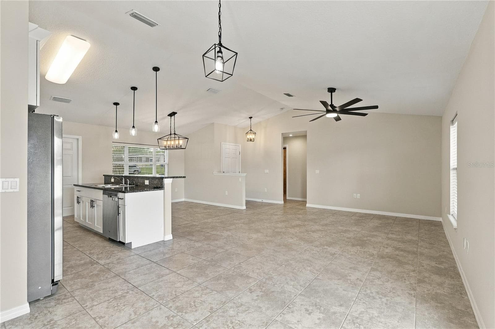 Single Family Residence at 1324 AUBURN ST, LAKELAND, photo 8 of 33