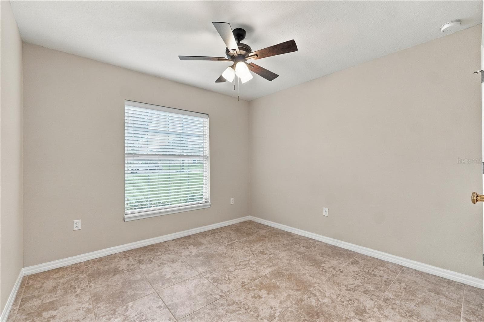 Single Family Residence at 1324 AUBURN ST, LAKELAND, photo 22 of 33