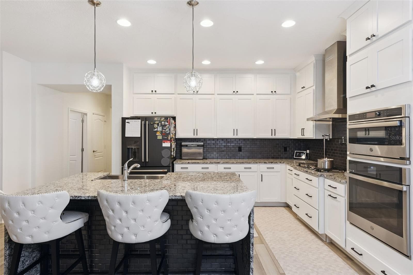 Single Family Residence at 2107 BAY LINE RD, OAKLAND, photo 11 of 57