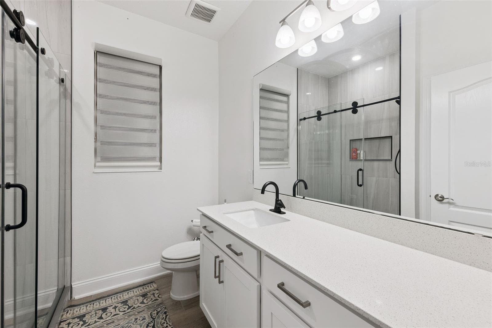 Bathroom 2 - 2107 BAY LINE RD, OAKLAND