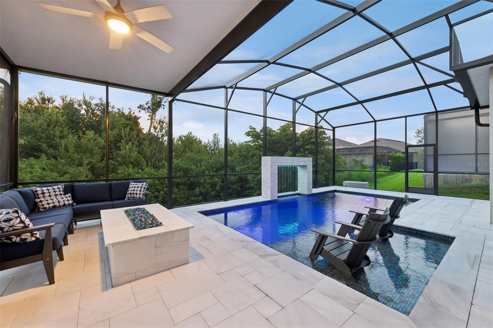 Custom pool with lights - 2107 BAY LINE RD, OAKLAND