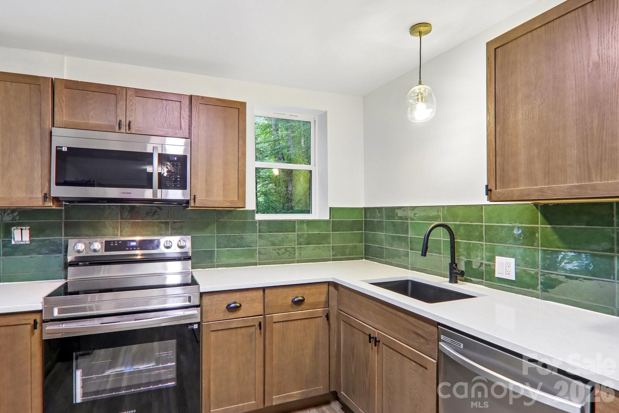 Single Family Residence at 152 Dream Mountain Boulevard, Canton, photo 11 of 25