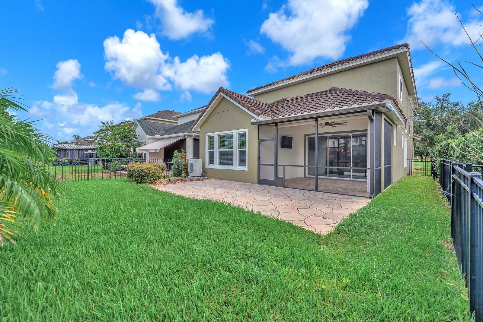 Single Family Residence at 14116 NATURES RESERVE DR, LITHIA, photo 6 of 34