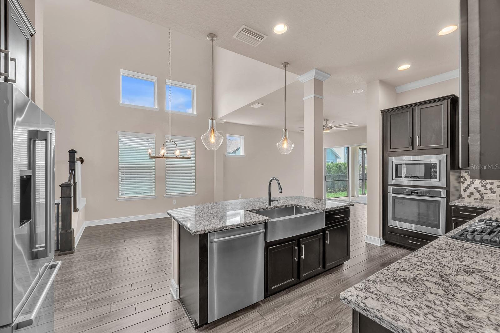 Single Family Residence at 14116 NATURES RESERVE DR, LITHIA, photo 10 of 34