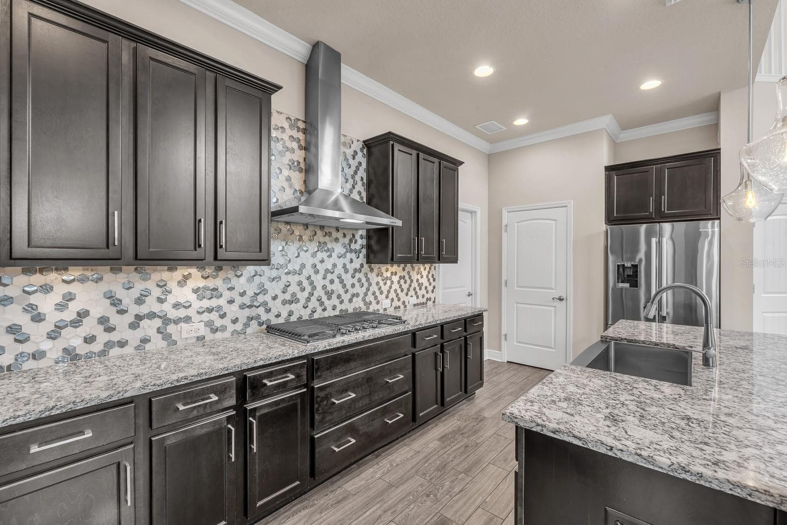 Single Family Residence at 14116 NATURES RESERVE DR, LITHIA, photo 11 of 34