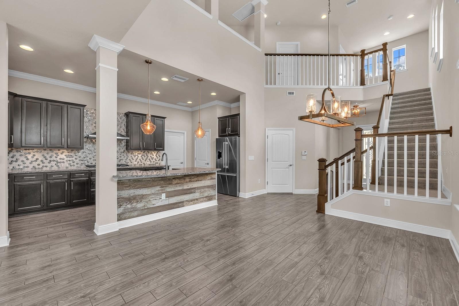 Single Family Residence at 14116 NATURES RESERVE DR, LITHIA, photo 12 of 34