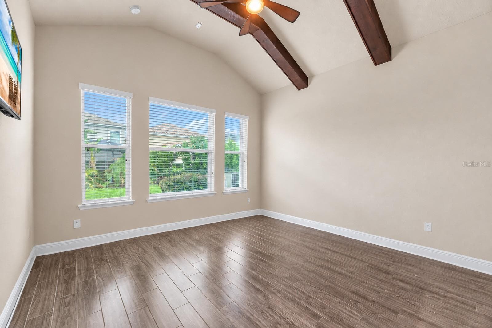 Single Family Residence at 14116 NATURES RESERVE DR, LITHIA, photo 16 of 34
