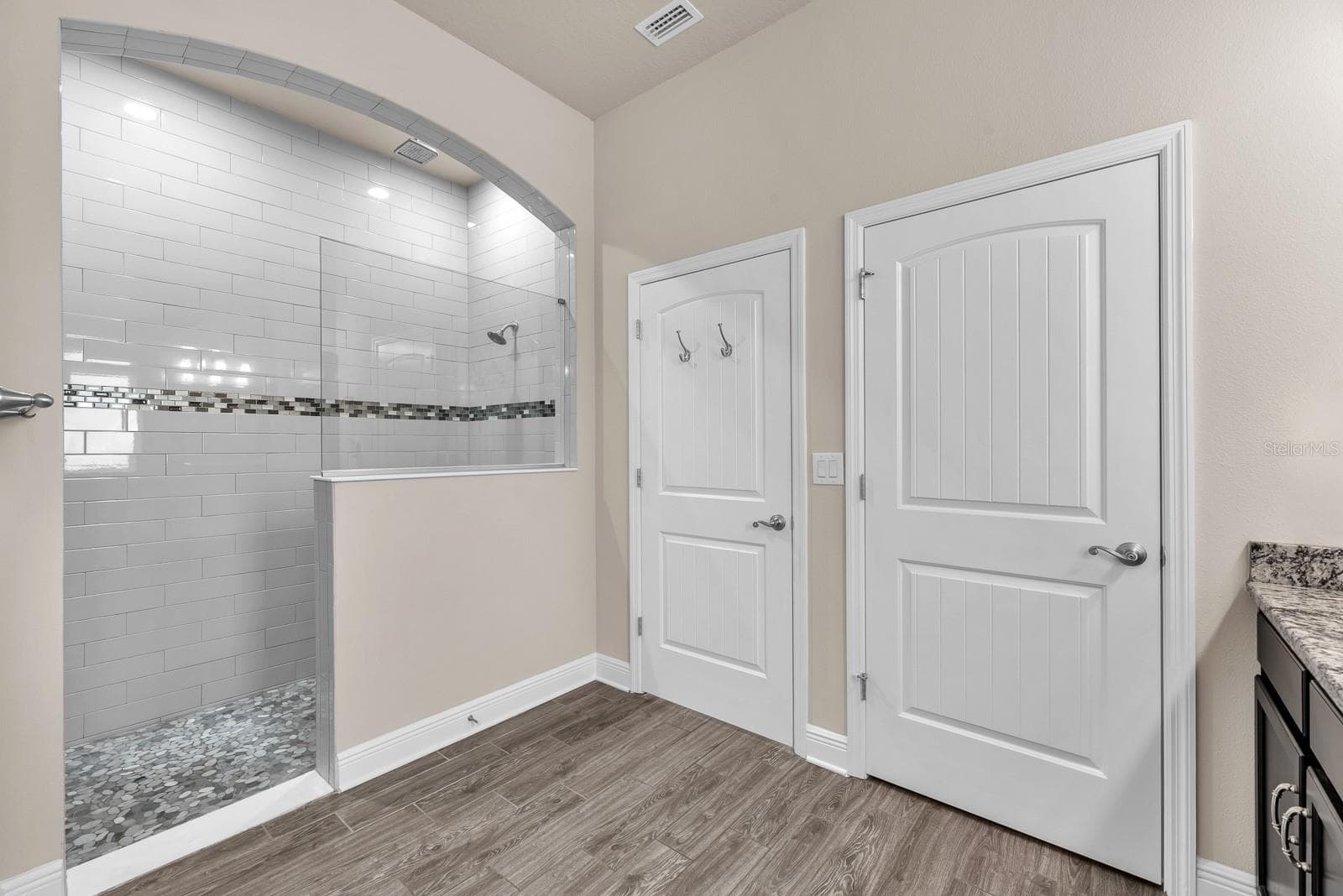 Single Family Residence at 14116 NATURES RESERVE DR, LITHIA, photo 19 of 34