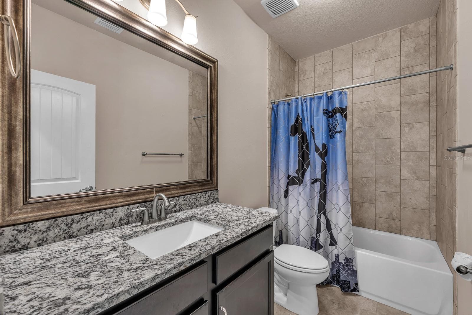 Single Family Residence at 14116 NATURES RESERVE DR, LITHIA, photo 26 of 34