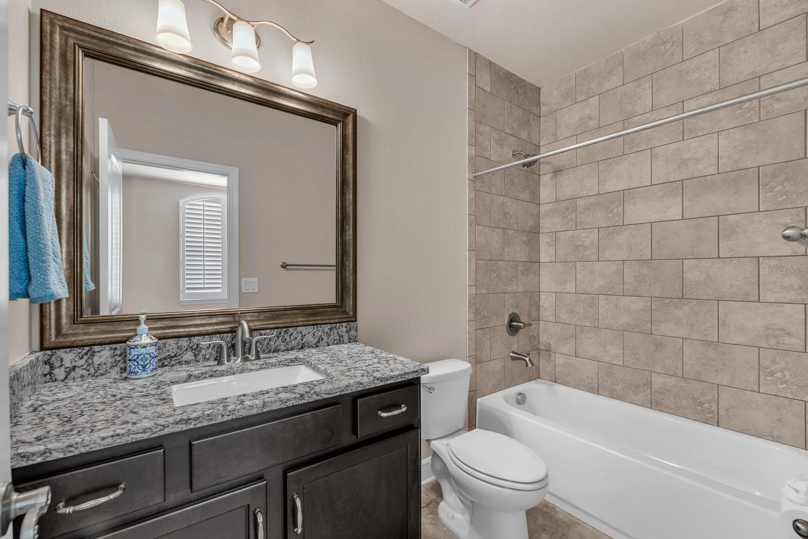 Single Family Residence at 14116 NATURES RESERVE DR, LITHIA, photo 28 of 34
