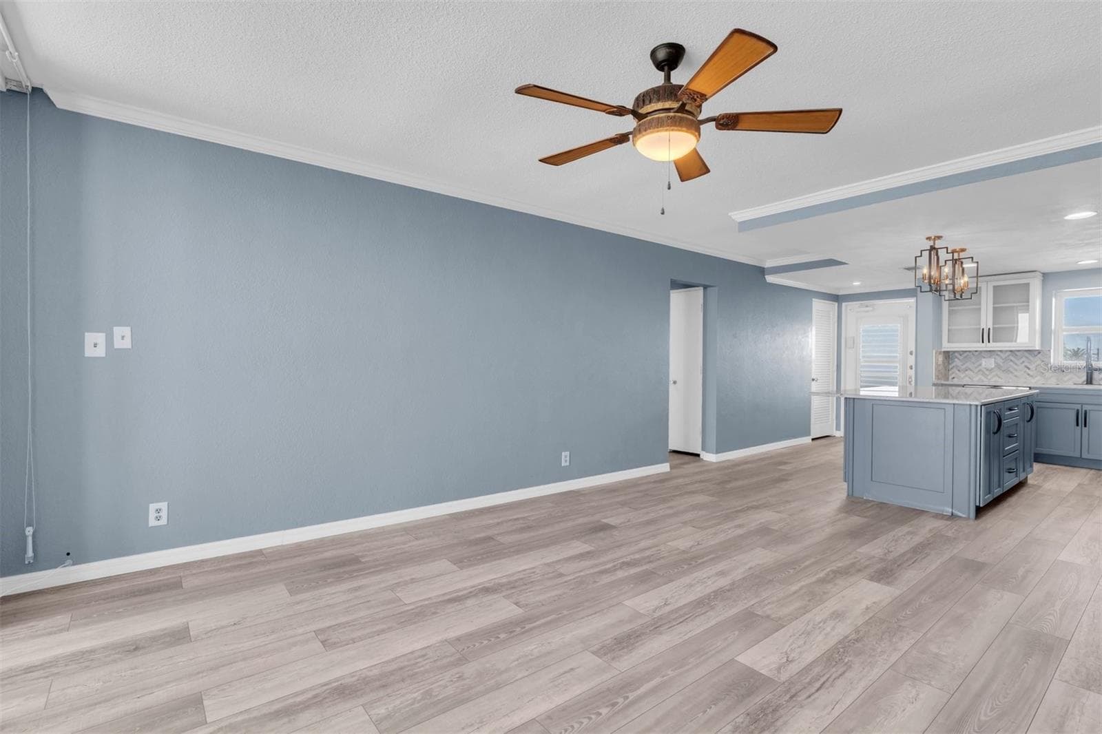 Condominium at 7000 BEACH PLZ #303, ST PETE BEACH, photo 13 of 39