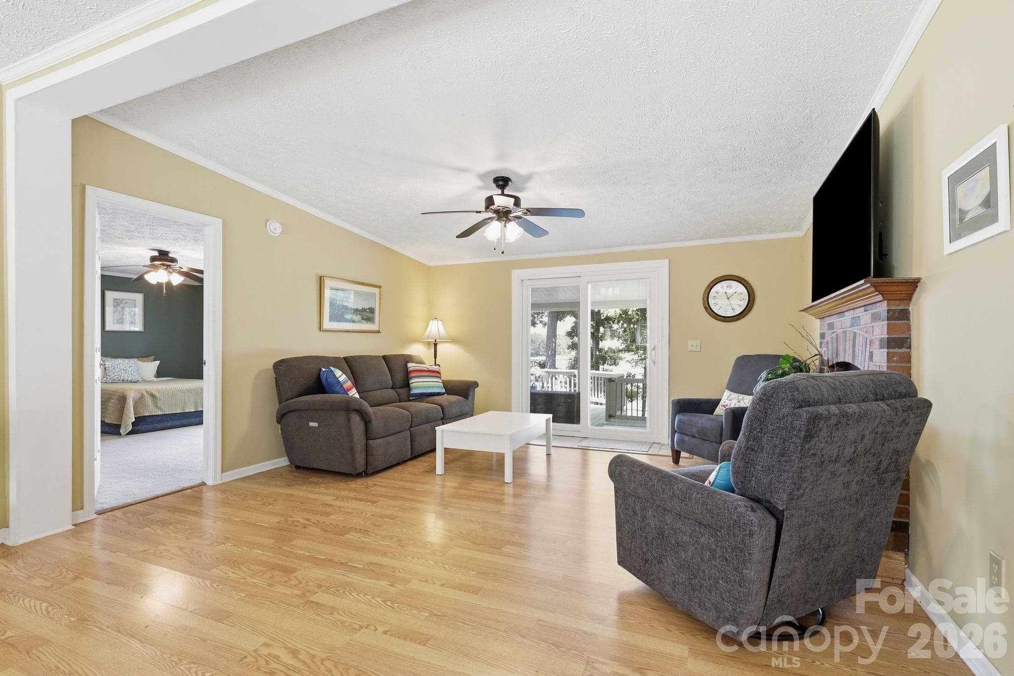 Single Family Residence at 380 Lake Landing Drive, Salisbury, photo 9 of 40