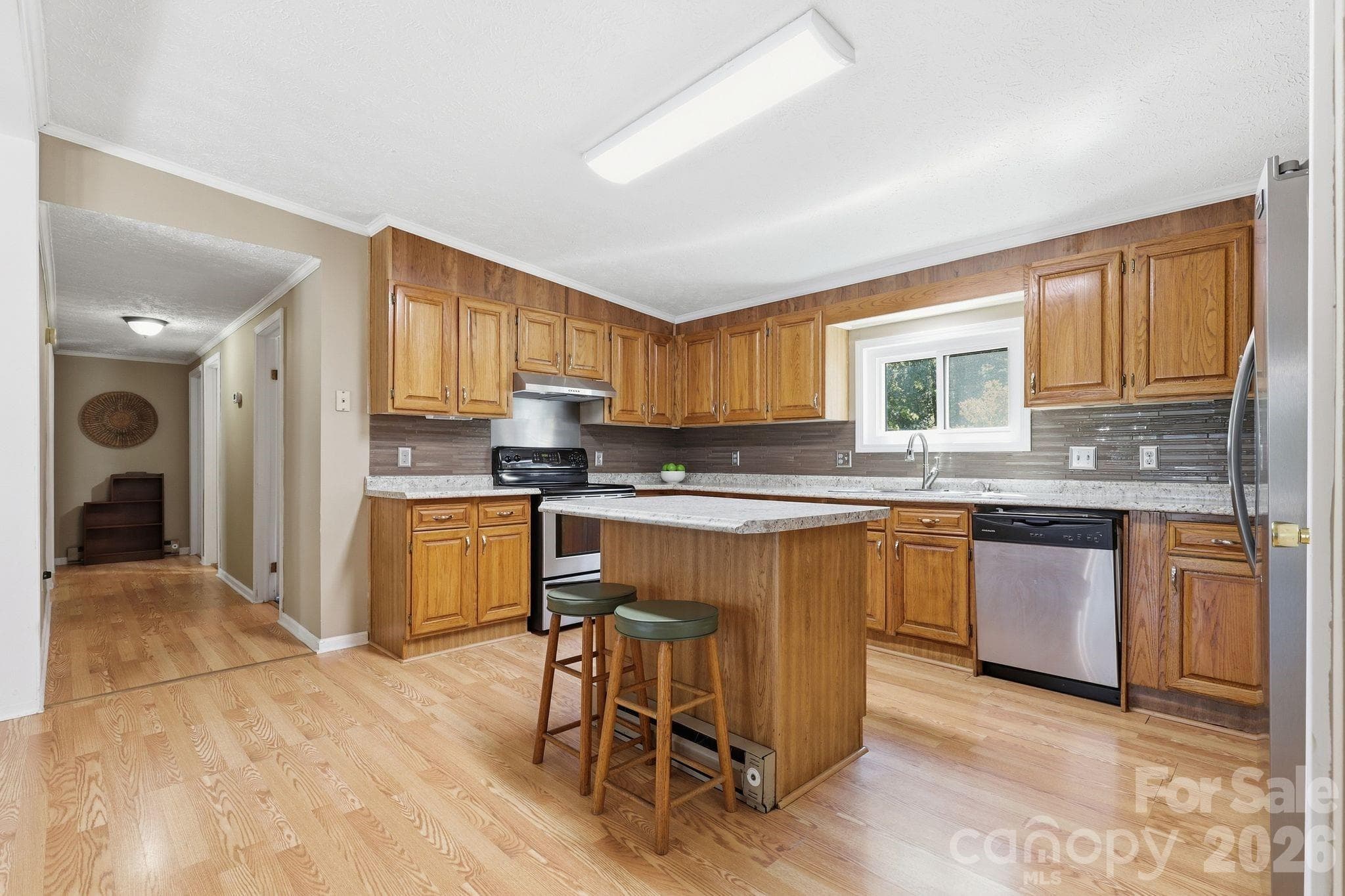 Single Family Residence at 380 Lake Landing Drive, Salisbury, photo 21 of 40
