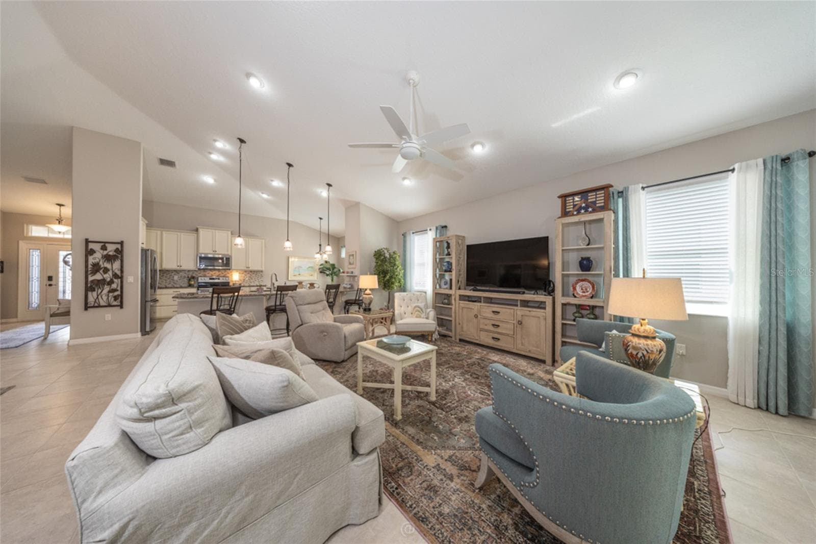 Family room - 155 PARK PLACE CIR, PALM COAST