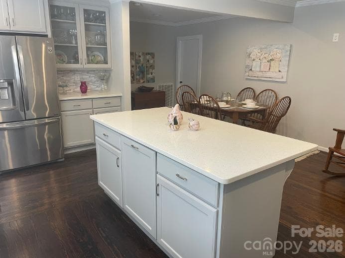 Eat-in Kitchen - great for entertaining - 1670 Dale Earnhardt Boulevard, Kannapolis