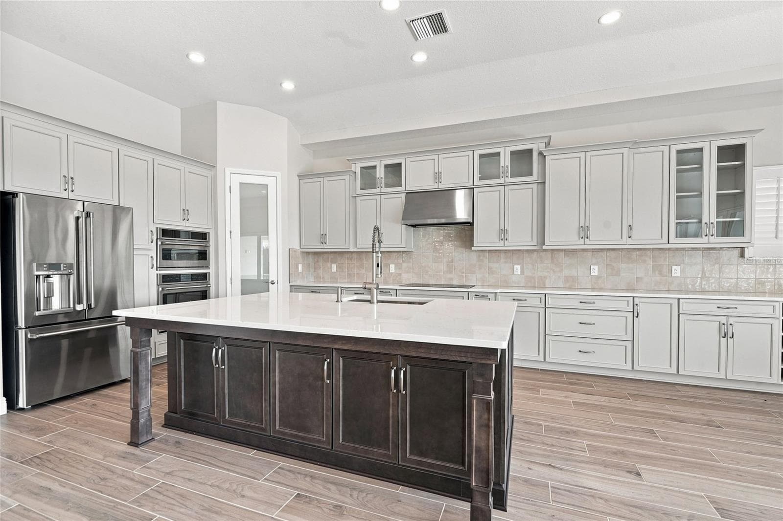 Single Family Residence at 10064 LILAC MANOR TRCE, SAN ANTONIO, photo 17 of 60