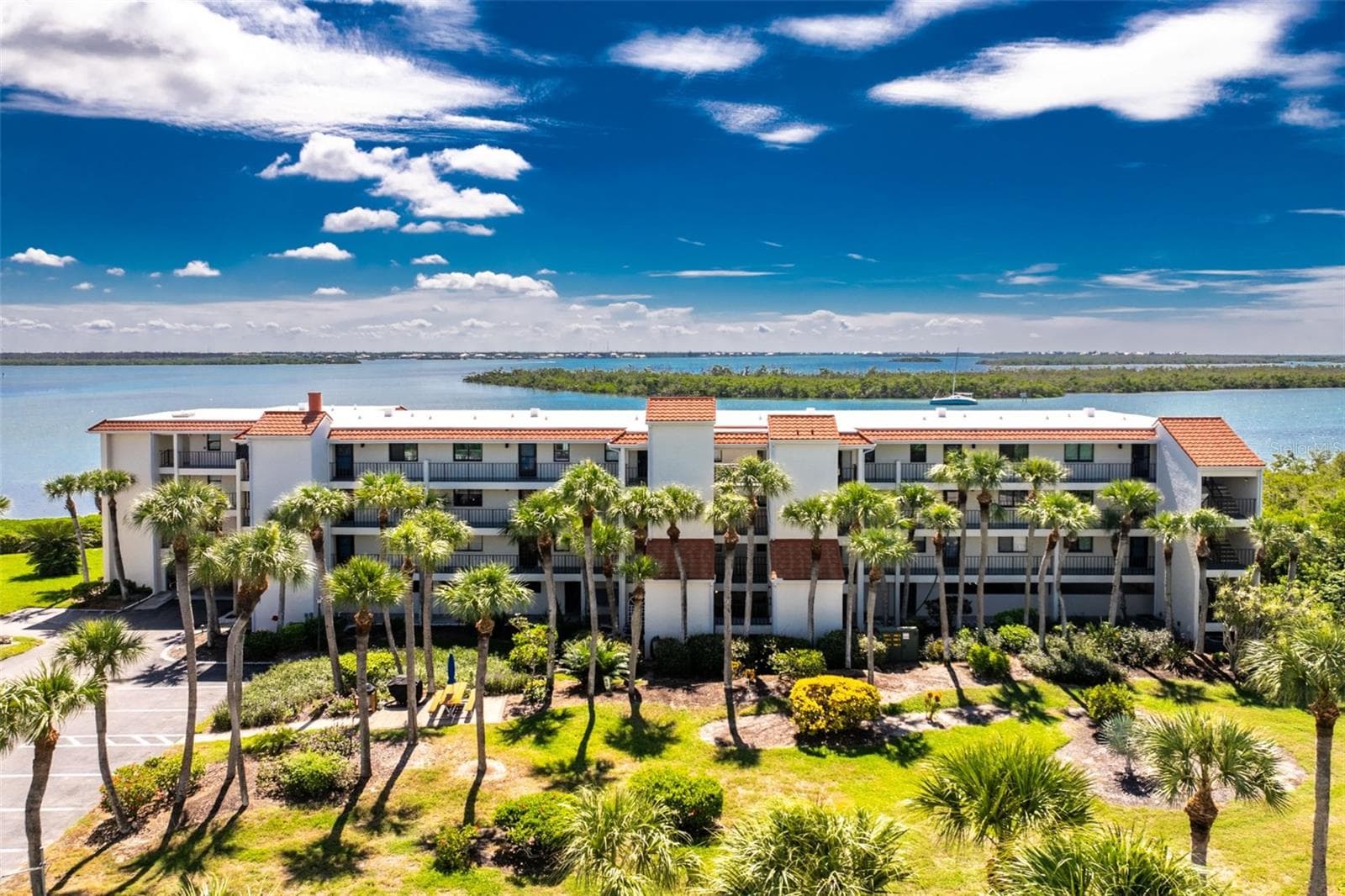 1751 BEACH RD #202