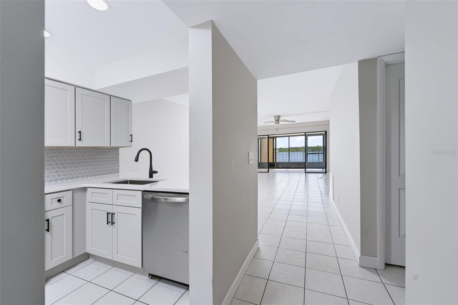 Welcome! - 1751 BEACH RD #202, ENGLEWOOD