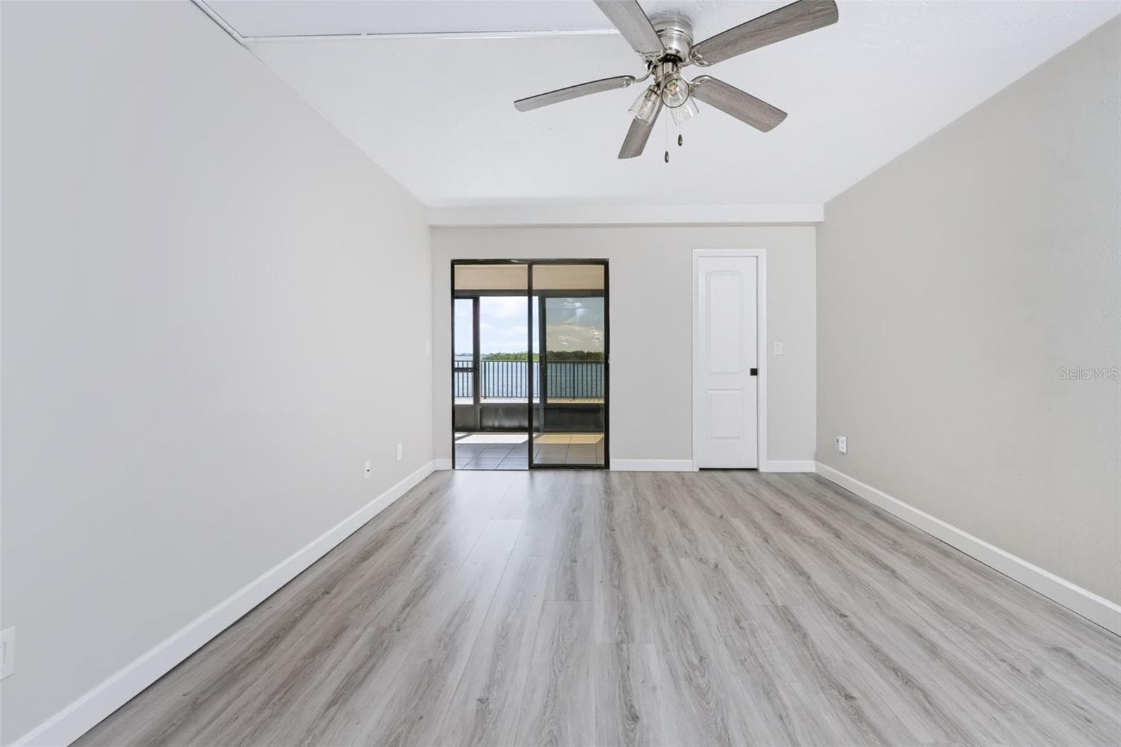 Wake Up to a Sunrise! - 1751 BEACH RD #202, ENGLEWOOD