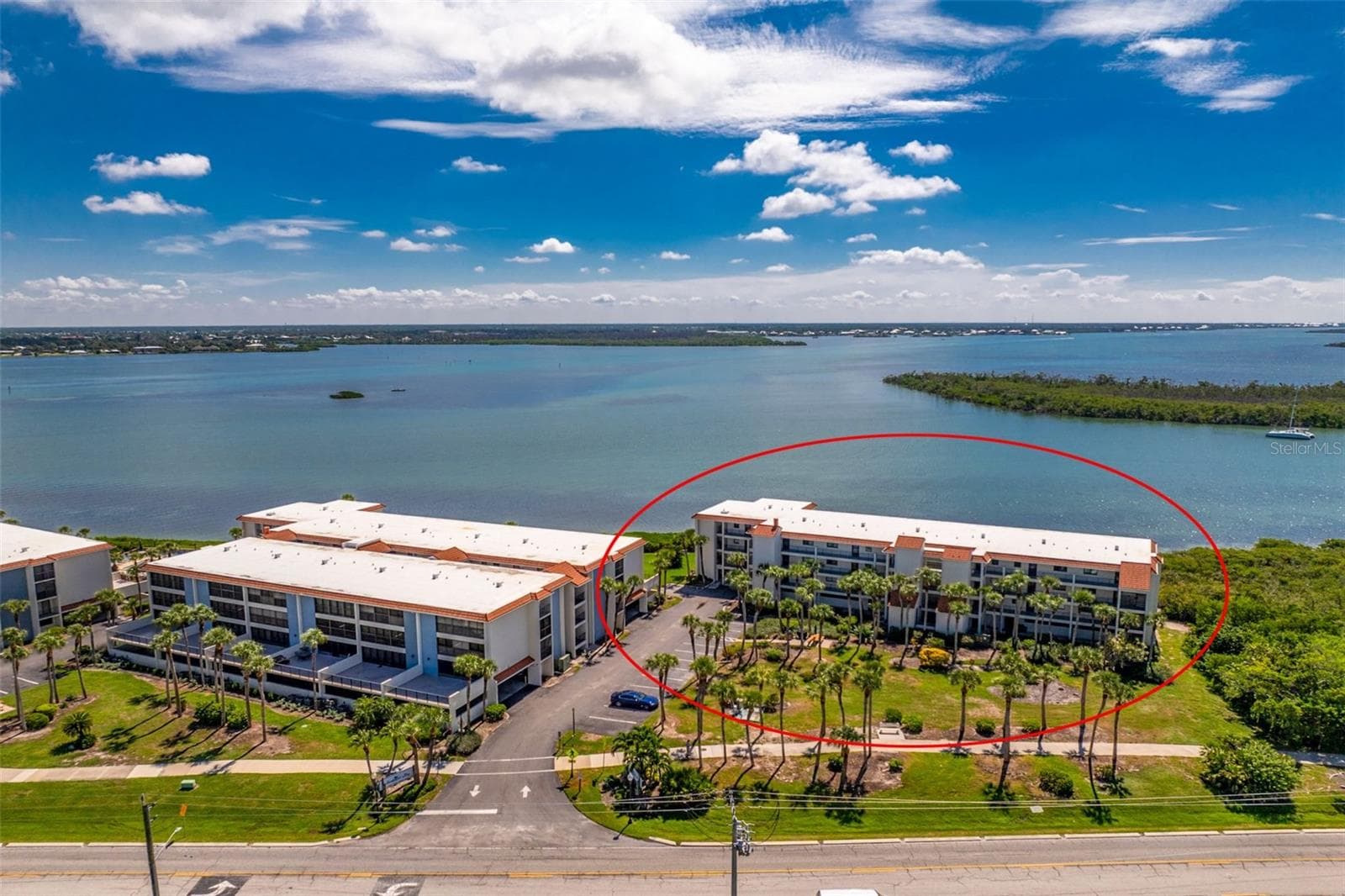 Note building is at the end of Sandpiper Key! - 1751 BEACH RD #202, ENGLEWOOD