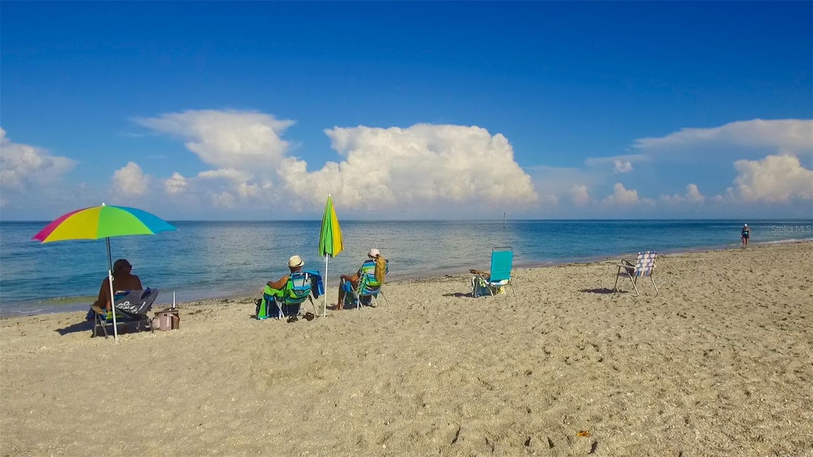 Beachers enjoying the day! - 1751 BEACH RD #202, ENGLEWOOD