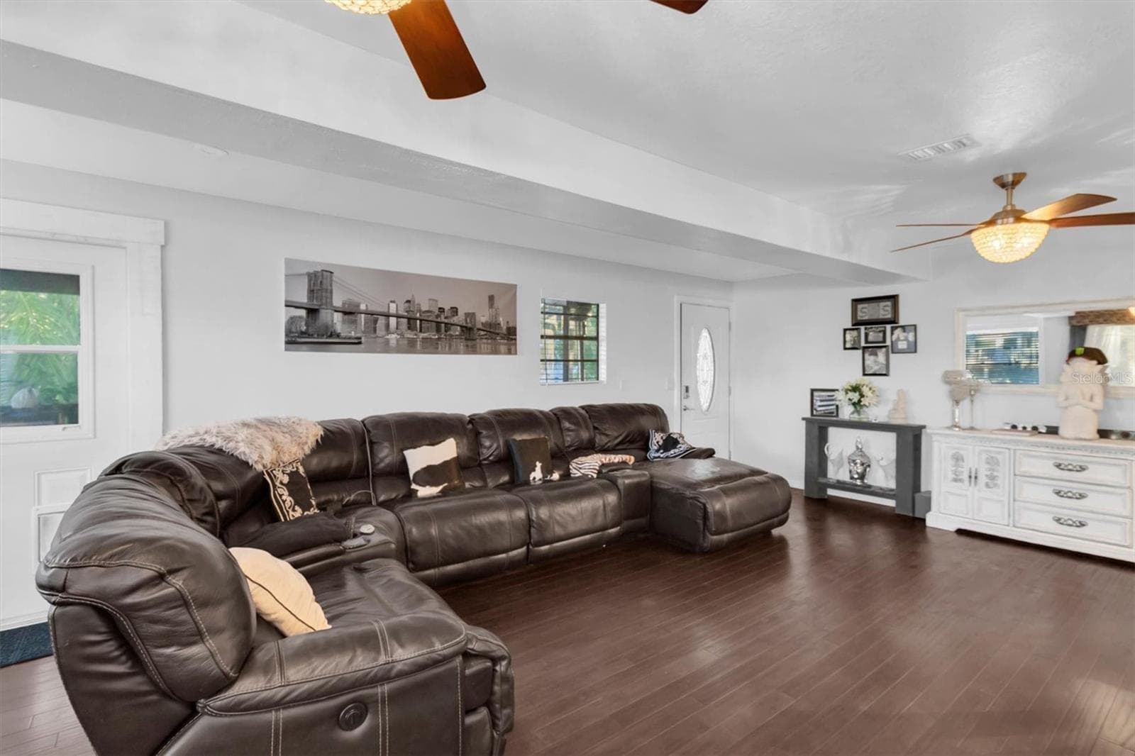 Single Family Residence at 4840 HUMMINGBIRD TRL, PALM HARBOR, photo 7 of 47
