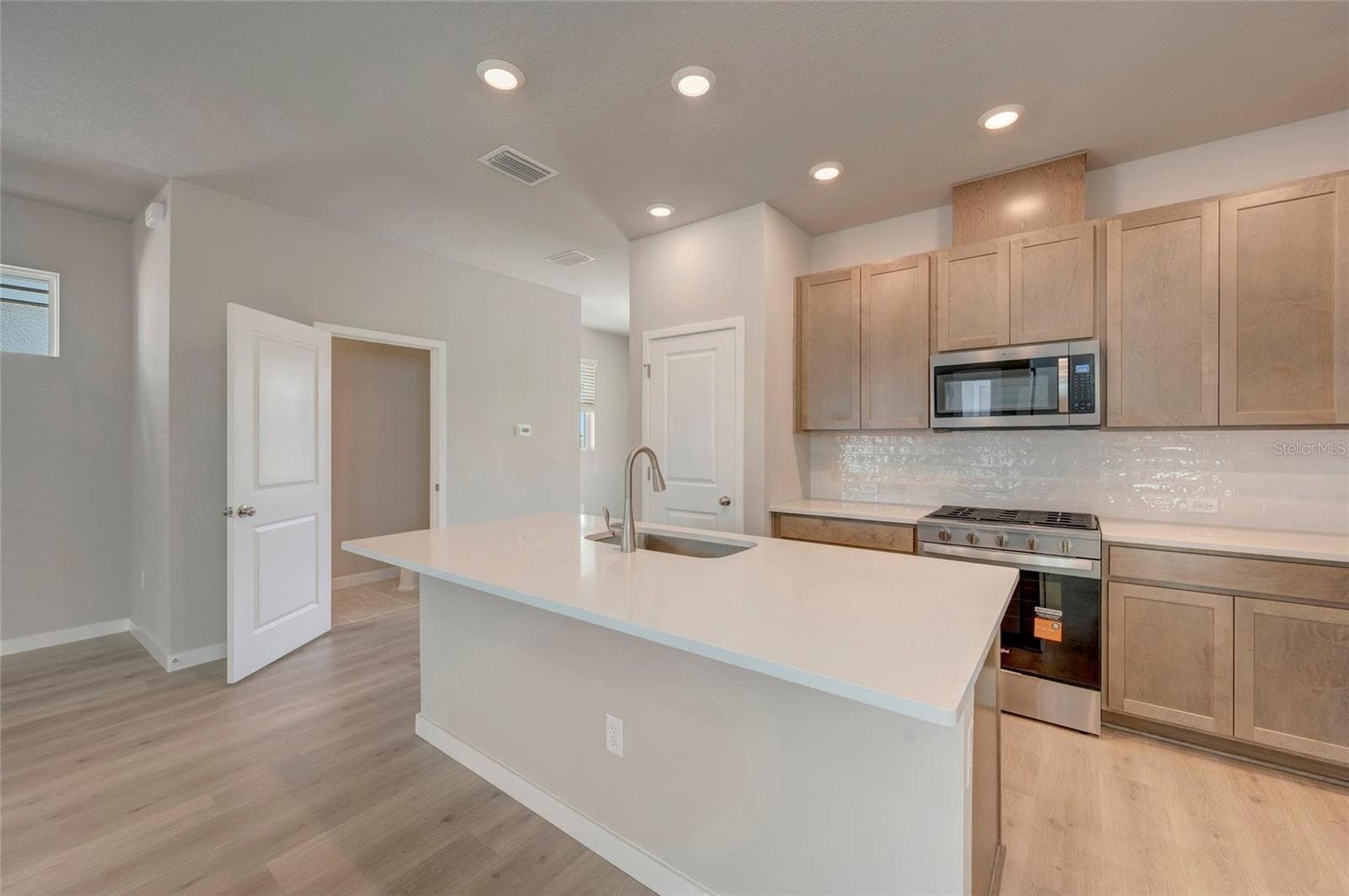 Kitchen - 2823 CRIMSON CAP ST, ODESSA